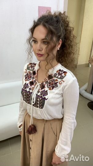 Прически, локоны (макияж)