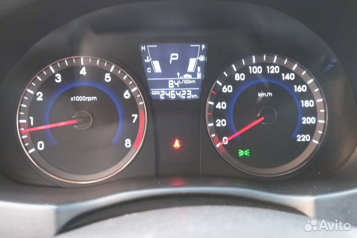 Hyundai Solaris 1.6 AT, 2011, 246 426 км