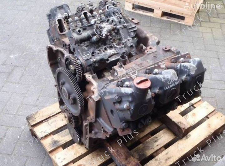 Блок цилиндров двигателя Mercedes OM441