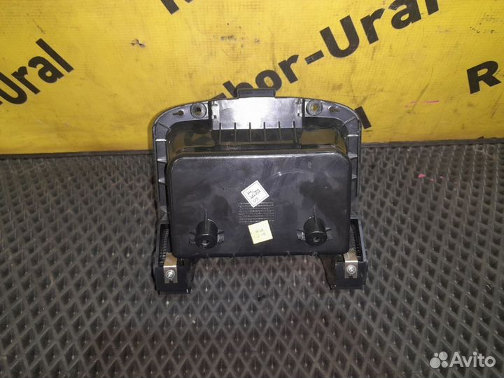 Бардачок торпедо Шевроле Каптива