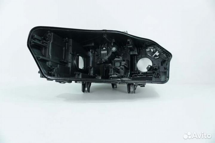 Корпус фары левый Bmw X5/X6 G05 G06 2018