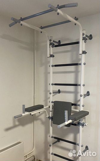 Новая, усиленная шведская стенка с брусьями