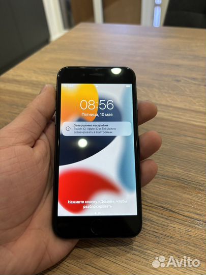 iPhone 8, 64 ГБ