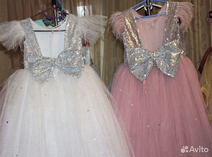 Нарядные платья для девочек в наличии
