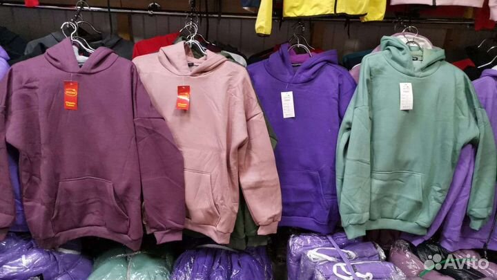 Спортивные костюмы