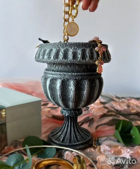 Ваза для цветов ручной работы