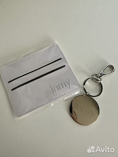 Брелок и кардхолдер