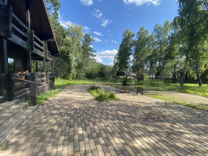 Дом 170 м² на участке 6,7 сот.