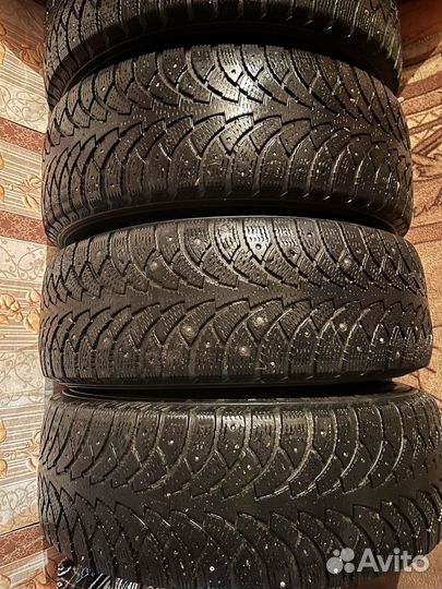 Nokian Tyres Nordman 4 215/65 R16