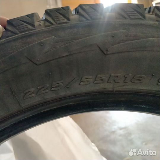 Hankook AH11 225/55 R18