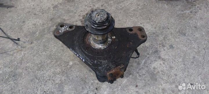 Кулак поворотный правый Daf Xf95 2013