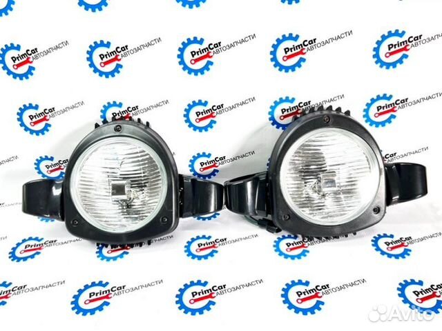 Фара противотуманная Mitsubishi Delica PA4W