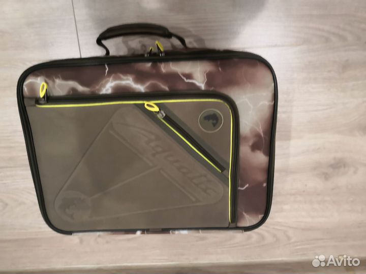 Продам сумку Aquatic для рыболовных катушек