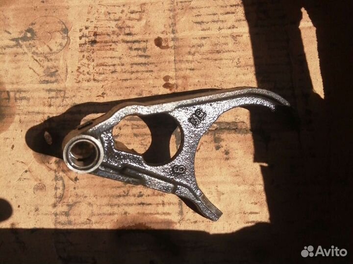 Вилка 1 и 2 передачи МКПП Mazda 3BK