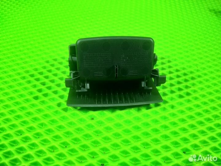 Ящик передней консоли Шкода Октавия А5