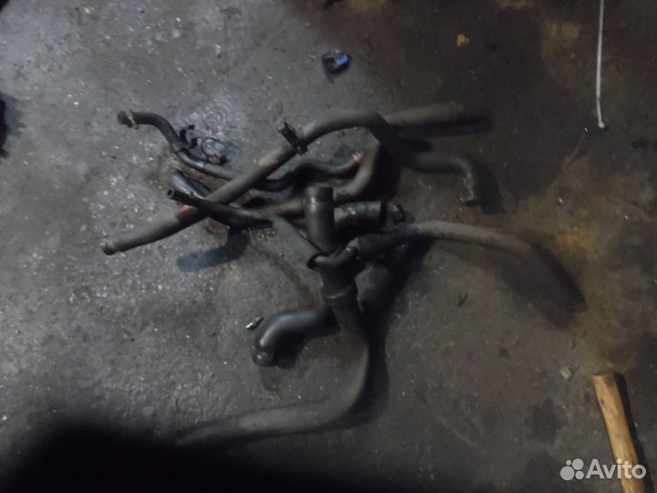 Патрубок рено логан