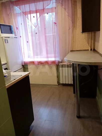 2-к. квартира, 45 м², 4/10 эт.