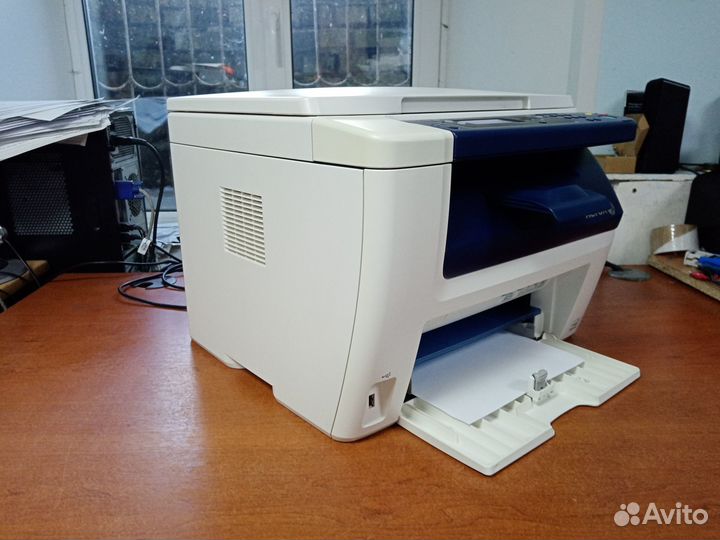 Принтер сканер копир лазерный цветной