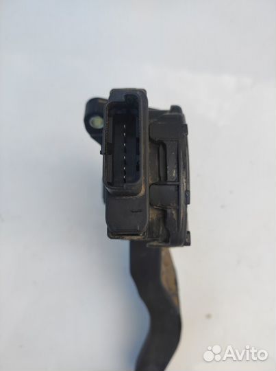 Педаль газа Peugeot 207