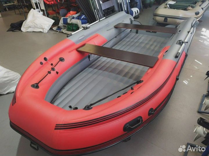 Лодка Skat Тритон 450 Fi нд; красно-серая