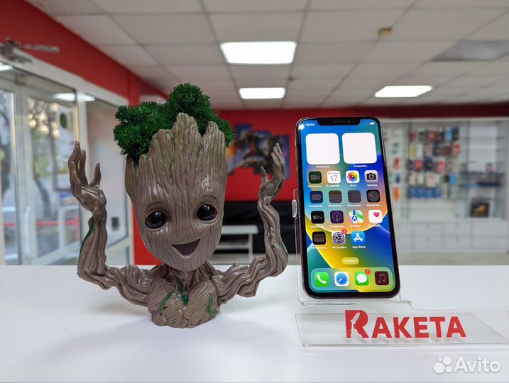 iPhone Xs, 64 ГБ