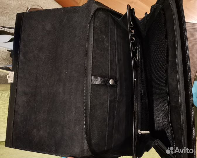 Женский кожаный портфель