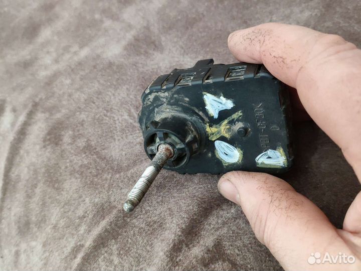 Сузуки лиана корректор фар