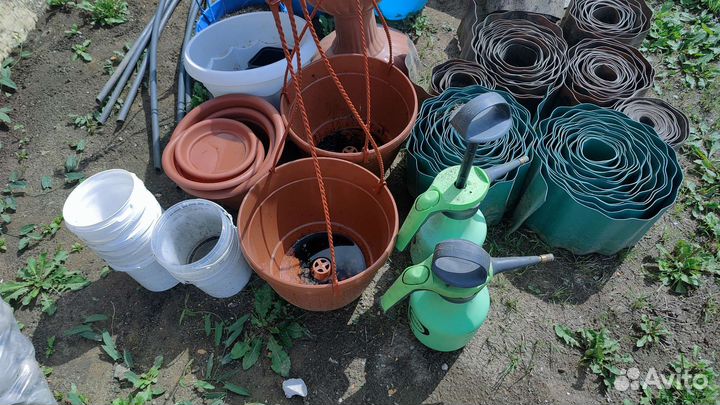 Цветочные горшки пластик