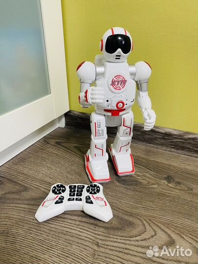 Xtrem Bots Робот на радиоуправлении Шпион