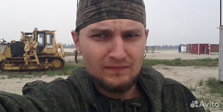 Водитель вилочного погрузчика