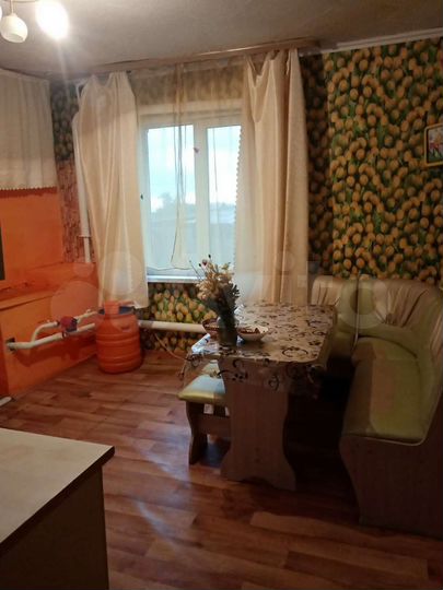 Дом 57 м² на участке 3 сот.