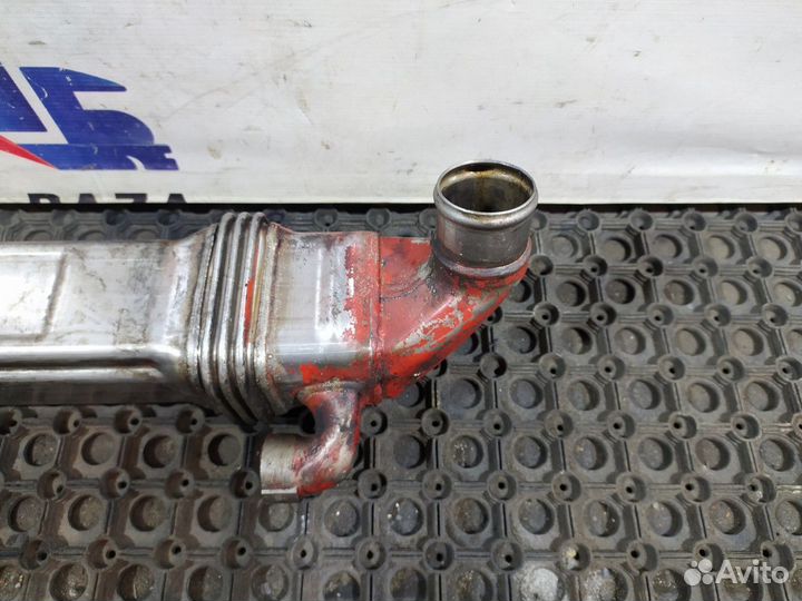 Патрубок системы EGR Volvo VNL