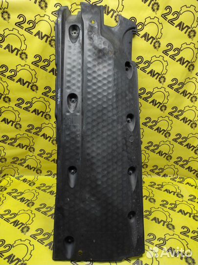 Защита днища кузова левая Volkswagen Tiguan cawb