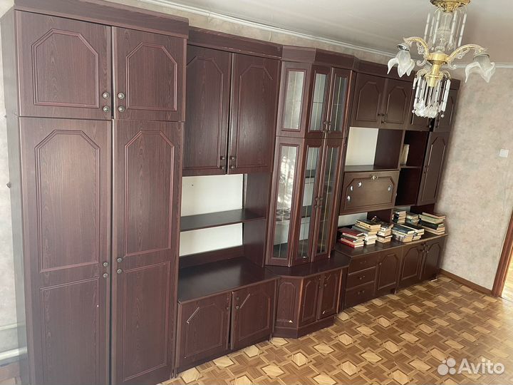 Стенка в гостиную