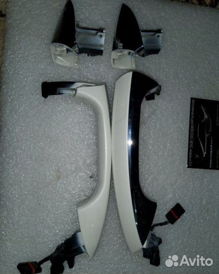 Ручка двери внешняя передняя правая верхняя