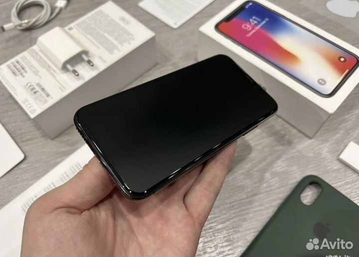 iPhone X, 256 ГБ