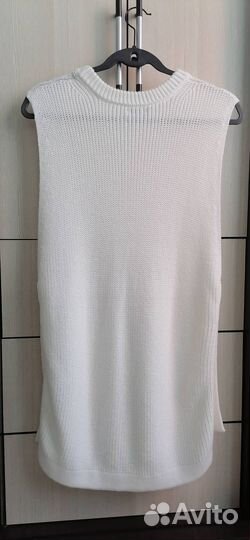 Жилет женский белый