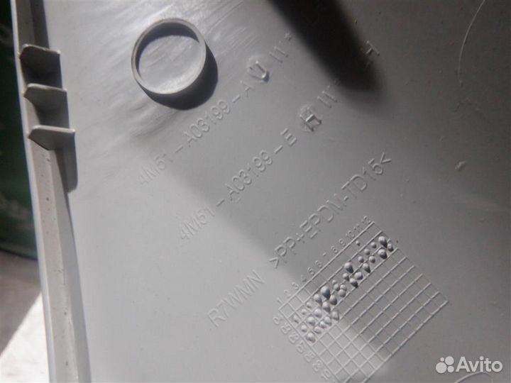 Обшивка стойки Форд Фокус 2