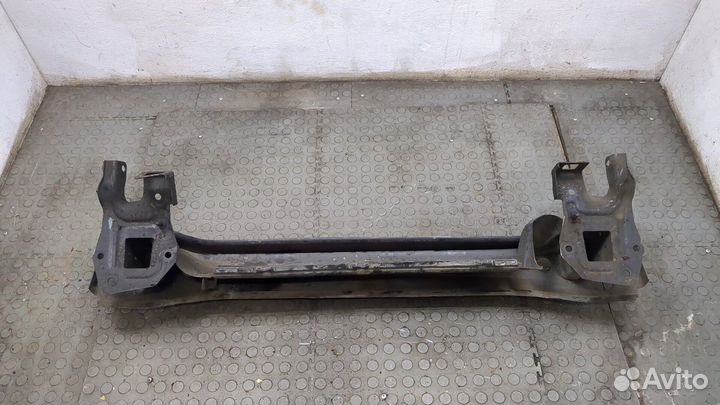 Усилитель бампера Volkswagen Transporter 5, 2013