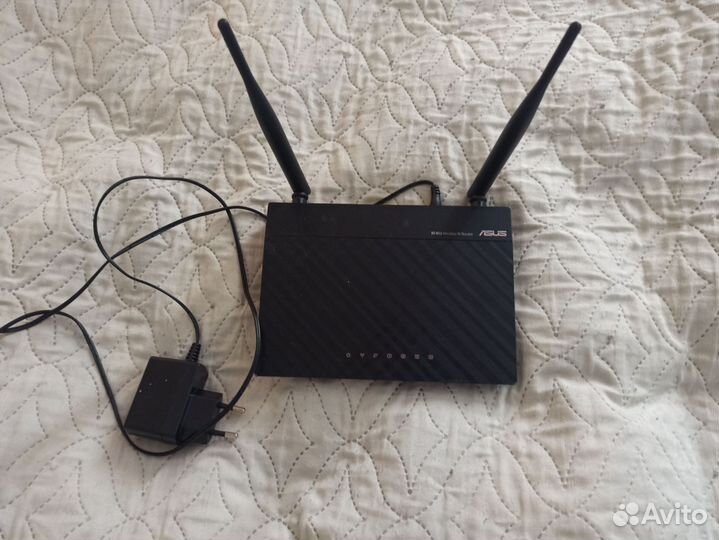 Продам роутер asus