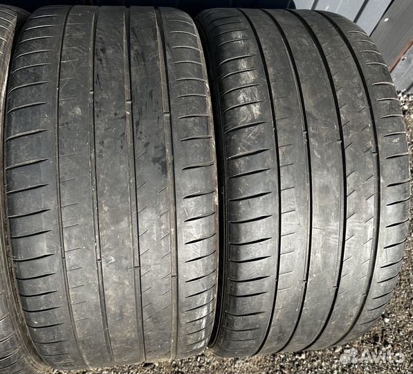 Michelin Pilot Sport 4 S 255/40 R20 и 285/35 R20