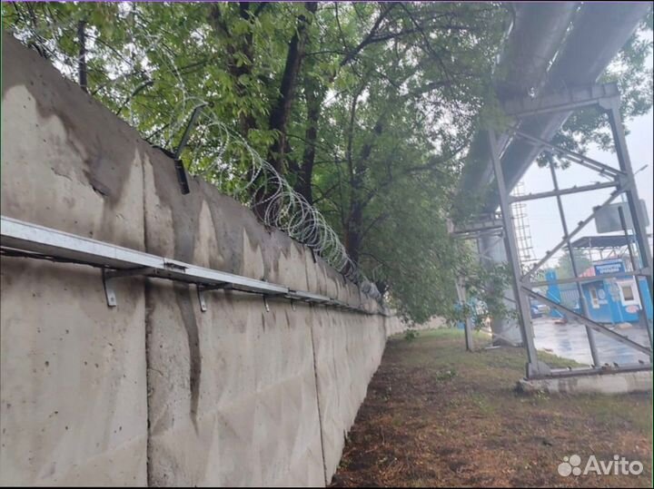 Монтаж Егоза, ограждение сбб колючая проволока акл