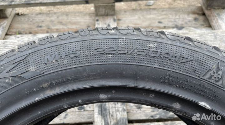 Goodyear Eagle Ultra Grip GW-3 225/50 R17