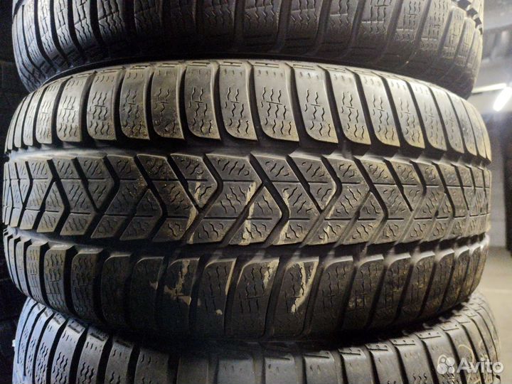 Pirelli Winter Sottozero 3 225/40 R18