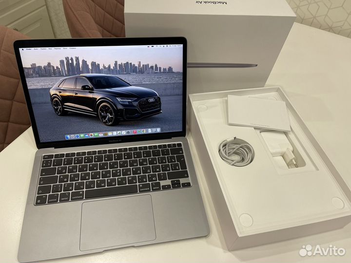 MacBook Air (m1,2020)