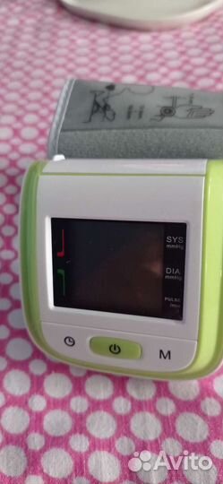 Тонометр на запястье