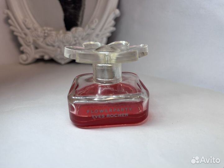 Туалетная вода женская yves rocher flowers party