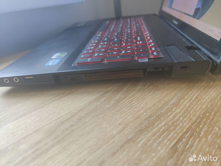 Lenovo IdeaPad Y500