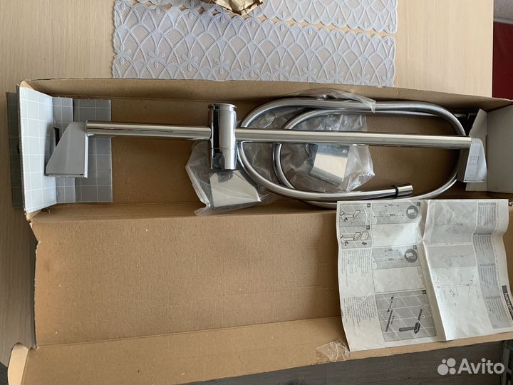 Душевая стойка hansgrohe