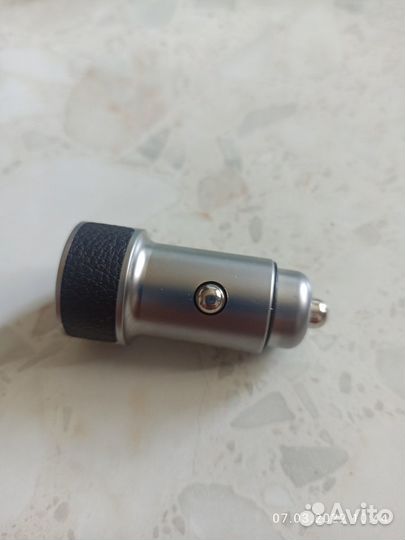 Зарядное устройство в прикуриватель